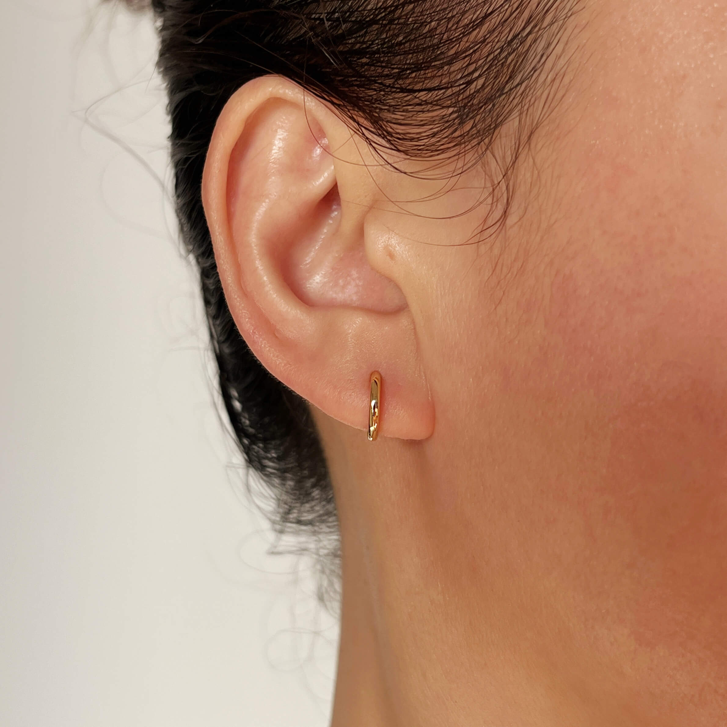 14k/18k Solid Gold Minimal Huggie Earrings-Two Sizes