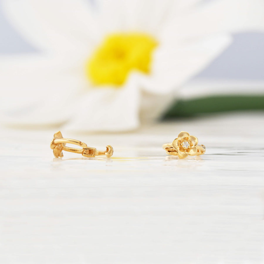 Whispering Flora Huggies | 5.5mm