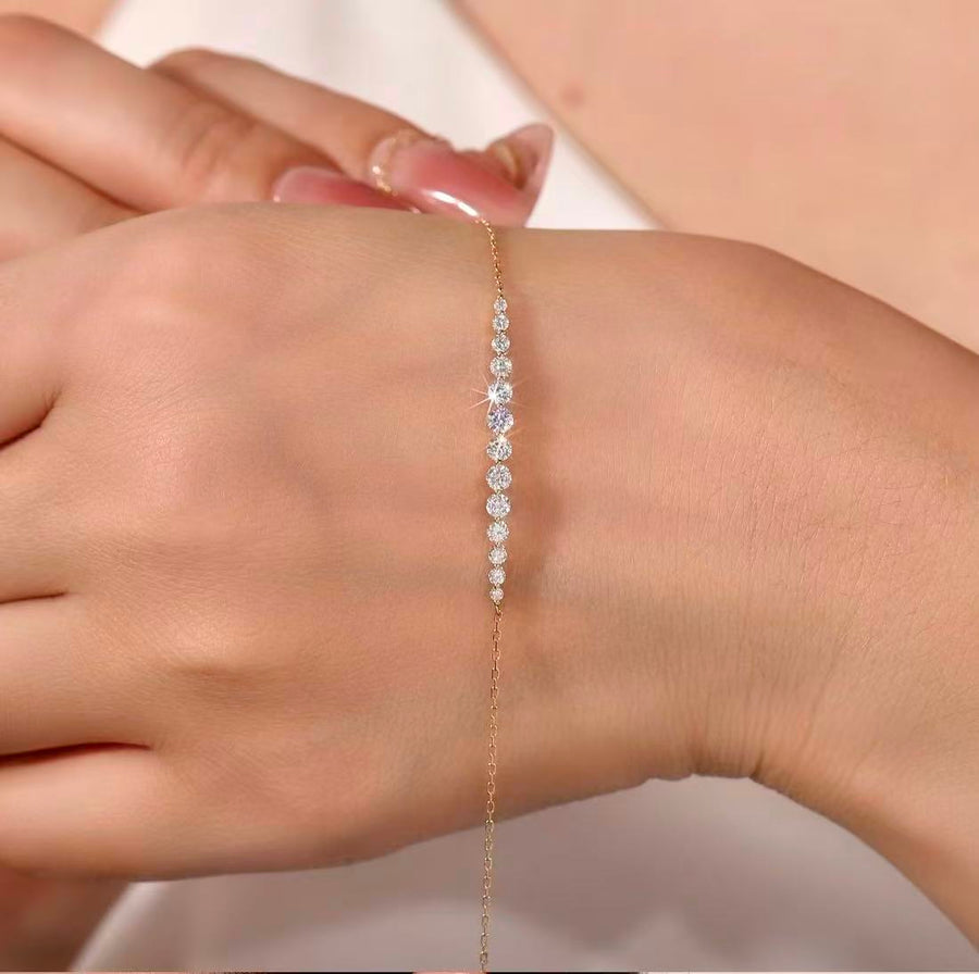 18k Solid Gold Graduated Lab Diamond Bar Bracelet