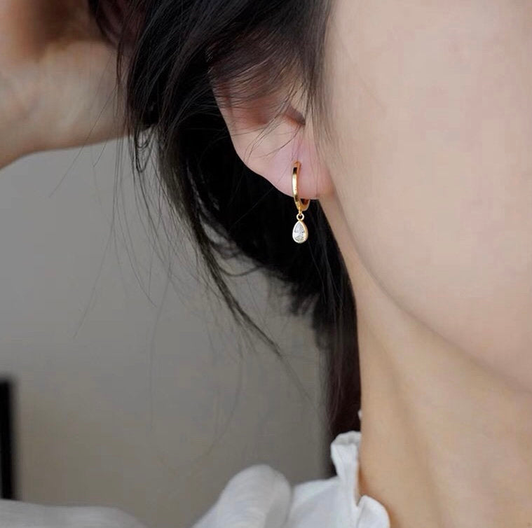 18k Natural Teardrop Diamond Charm Huggie Hoop Earrings Evelyn