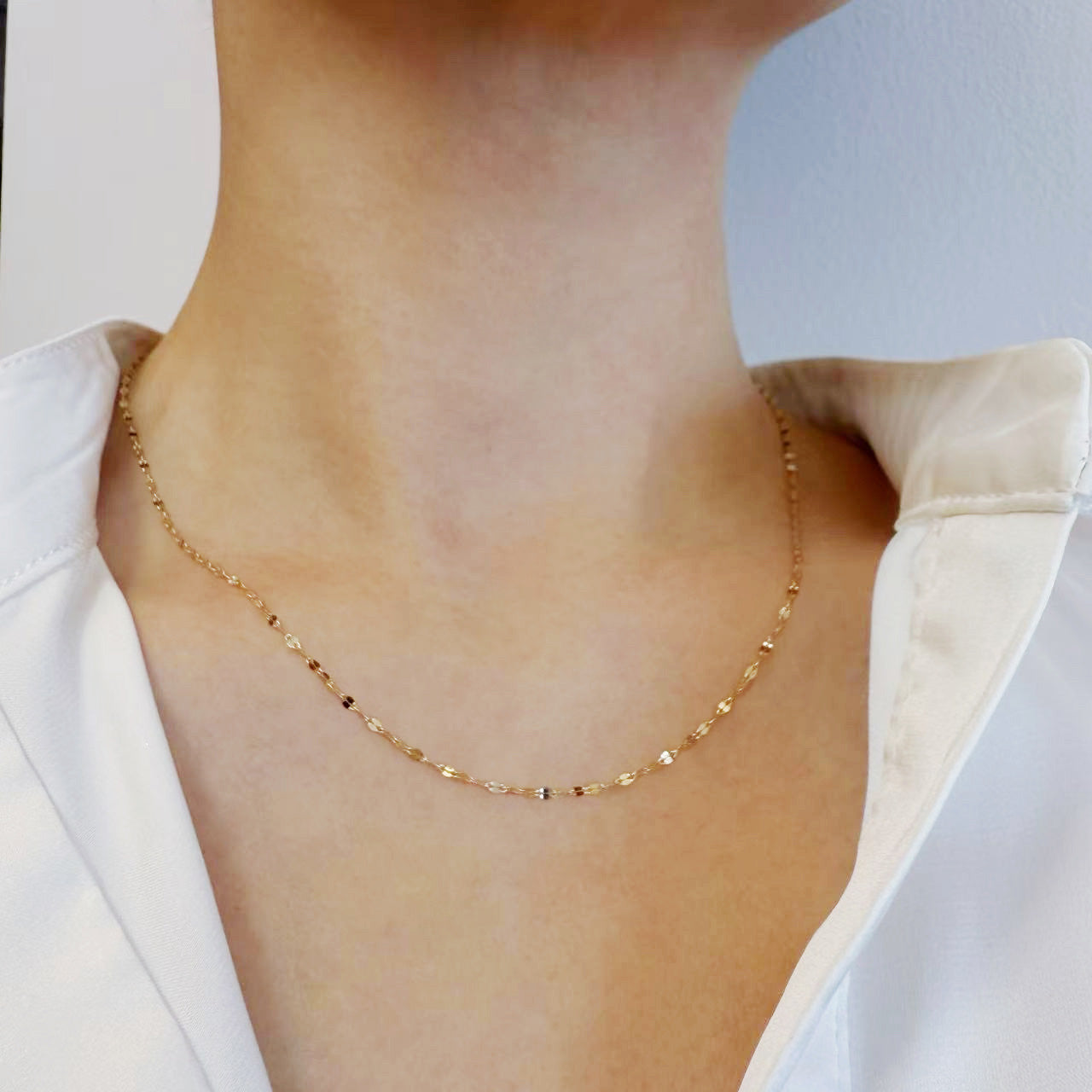14k Solid Gold Petal Chain Necklace