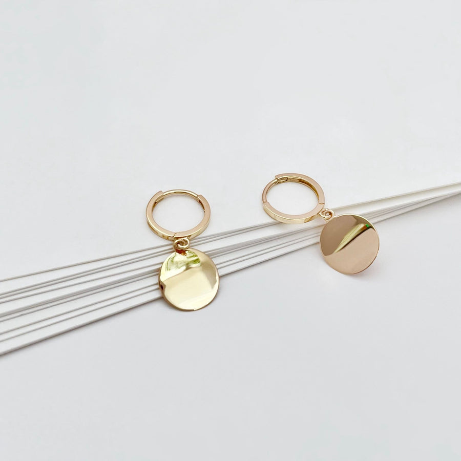 14k Solid Gold Wavy Disc Huggie Hoop Earrings