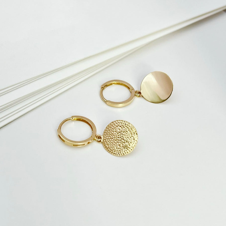 14k Solid Gold Wavy Disc Huggie Hoop Earrings