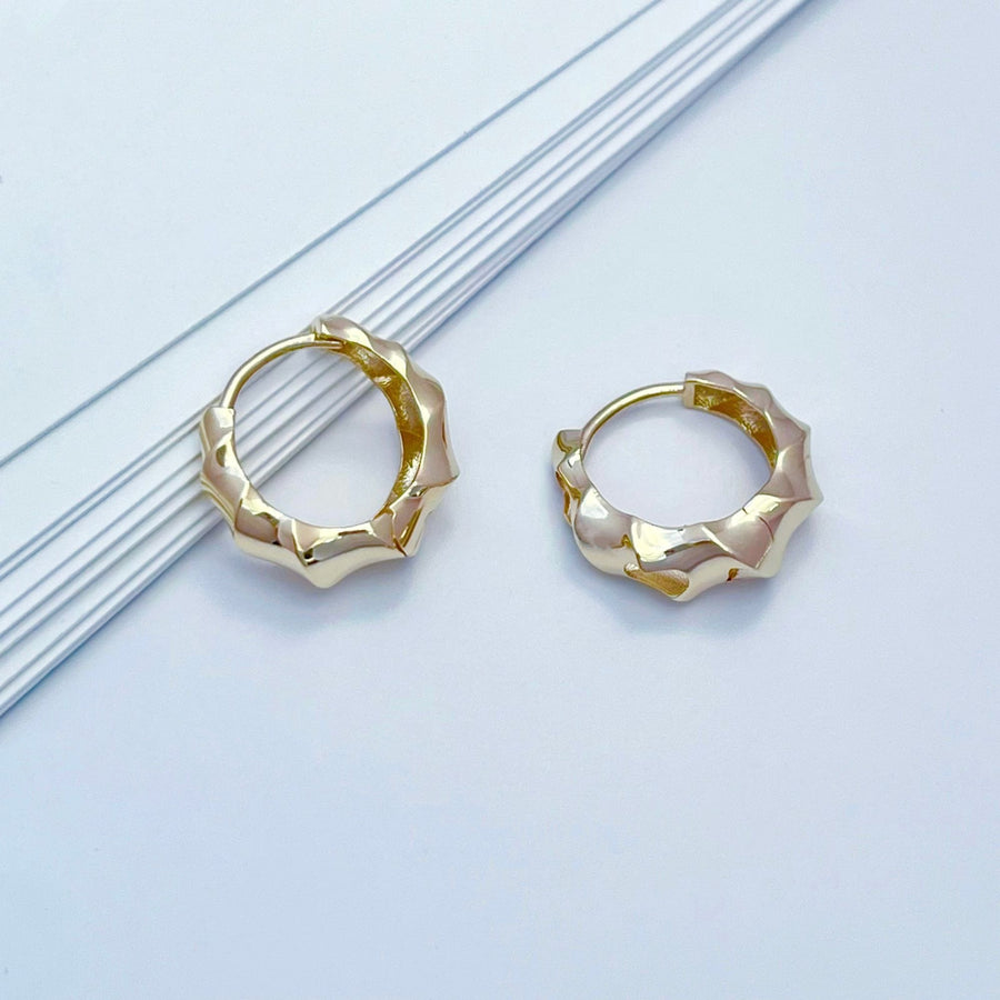 14k Solid Gold Twisted Croissant Huggie Hoop Earrings