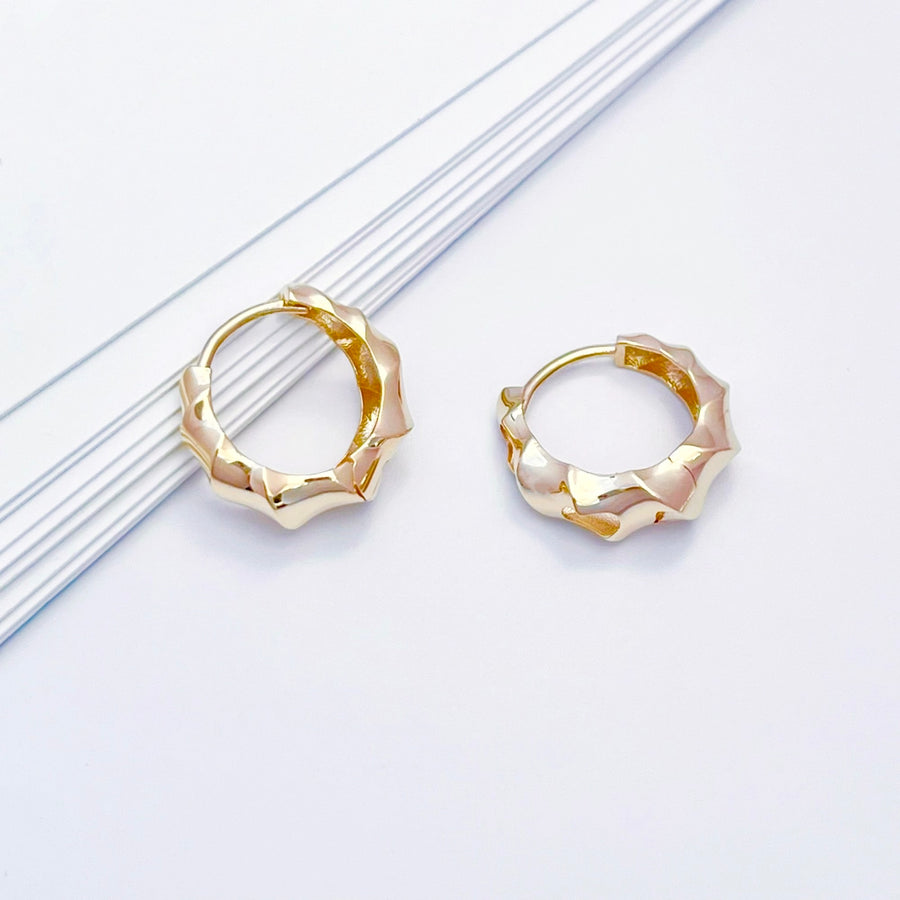 14k Solid Gold Twisted Croissant Huggie Hoop Earrings